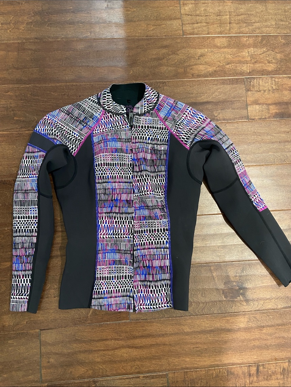 Prana Women’s neoprene swim jacket size medium runs small
